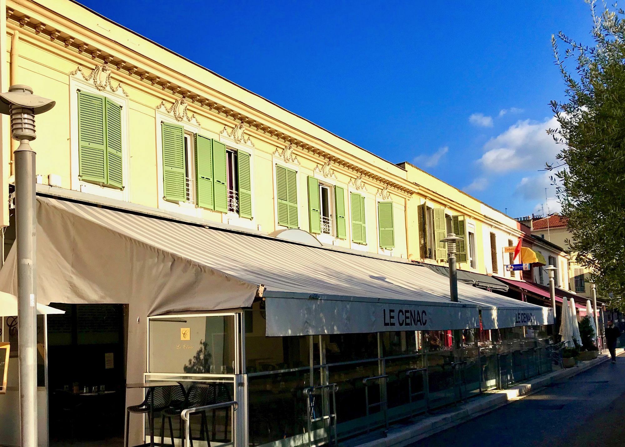 Studios Cenac Riviera Nice Bagian luar foto